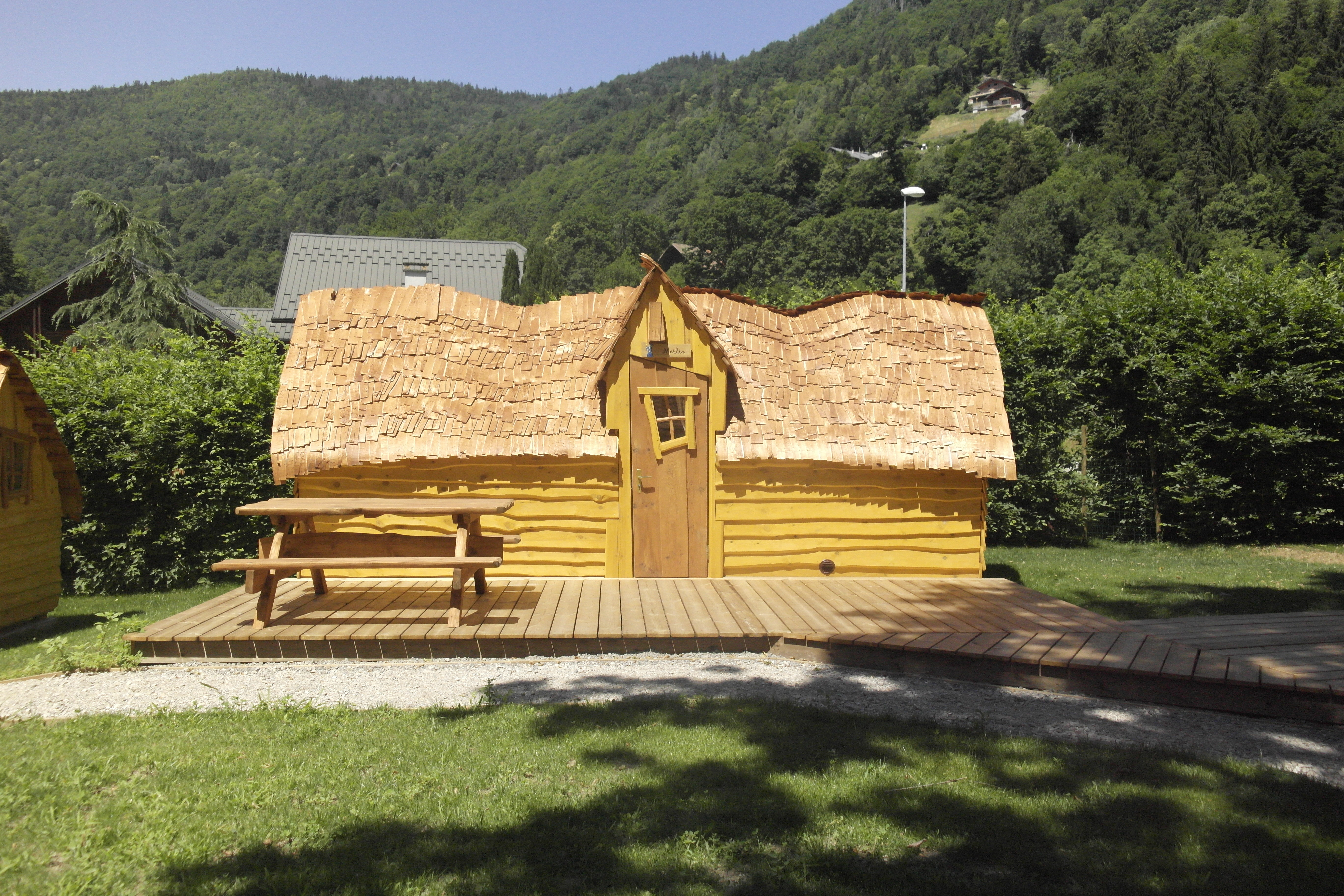 cabane neuve camping municipal queige