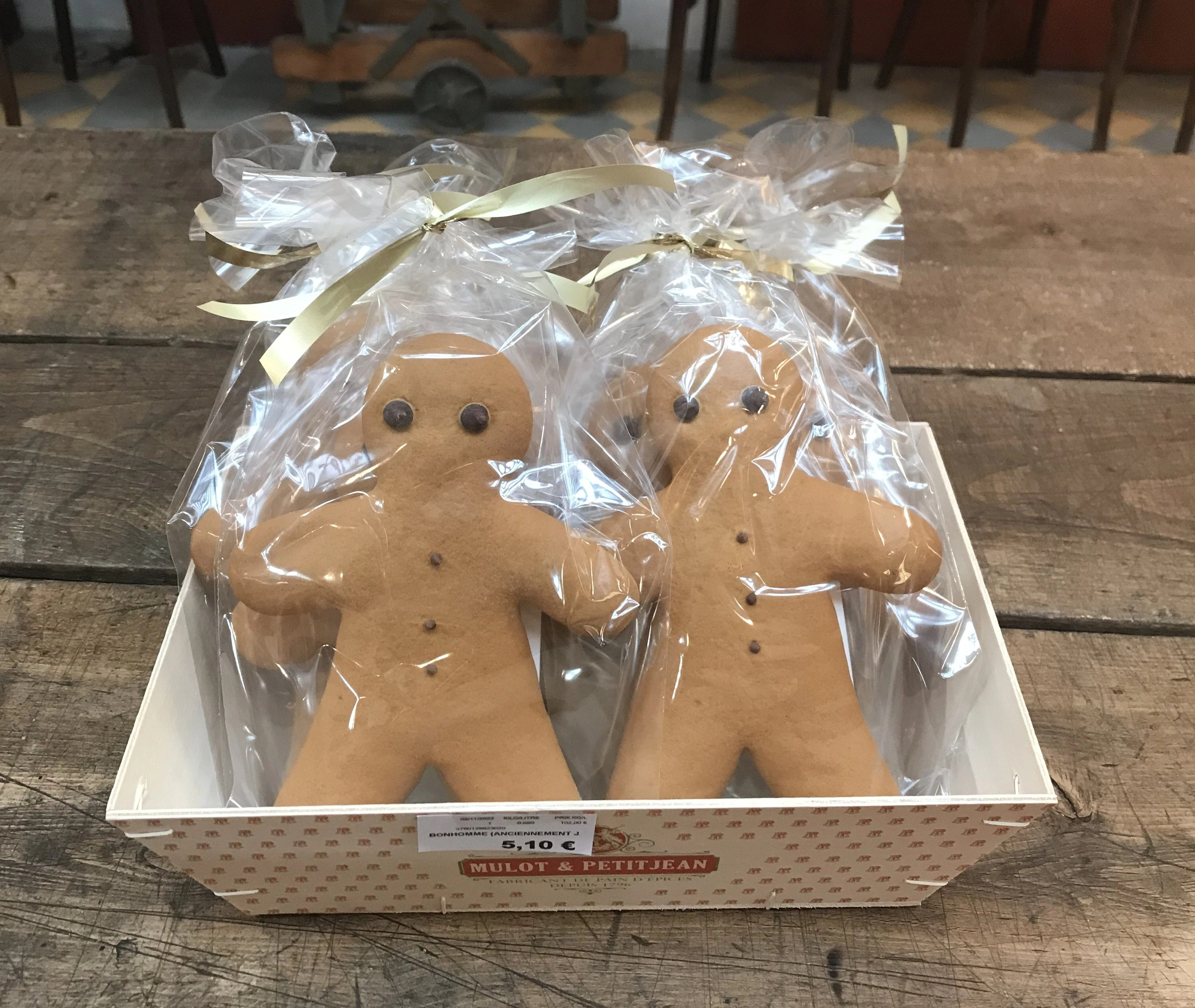 pains d'épices emballés individuellement, en forme de bonhomme