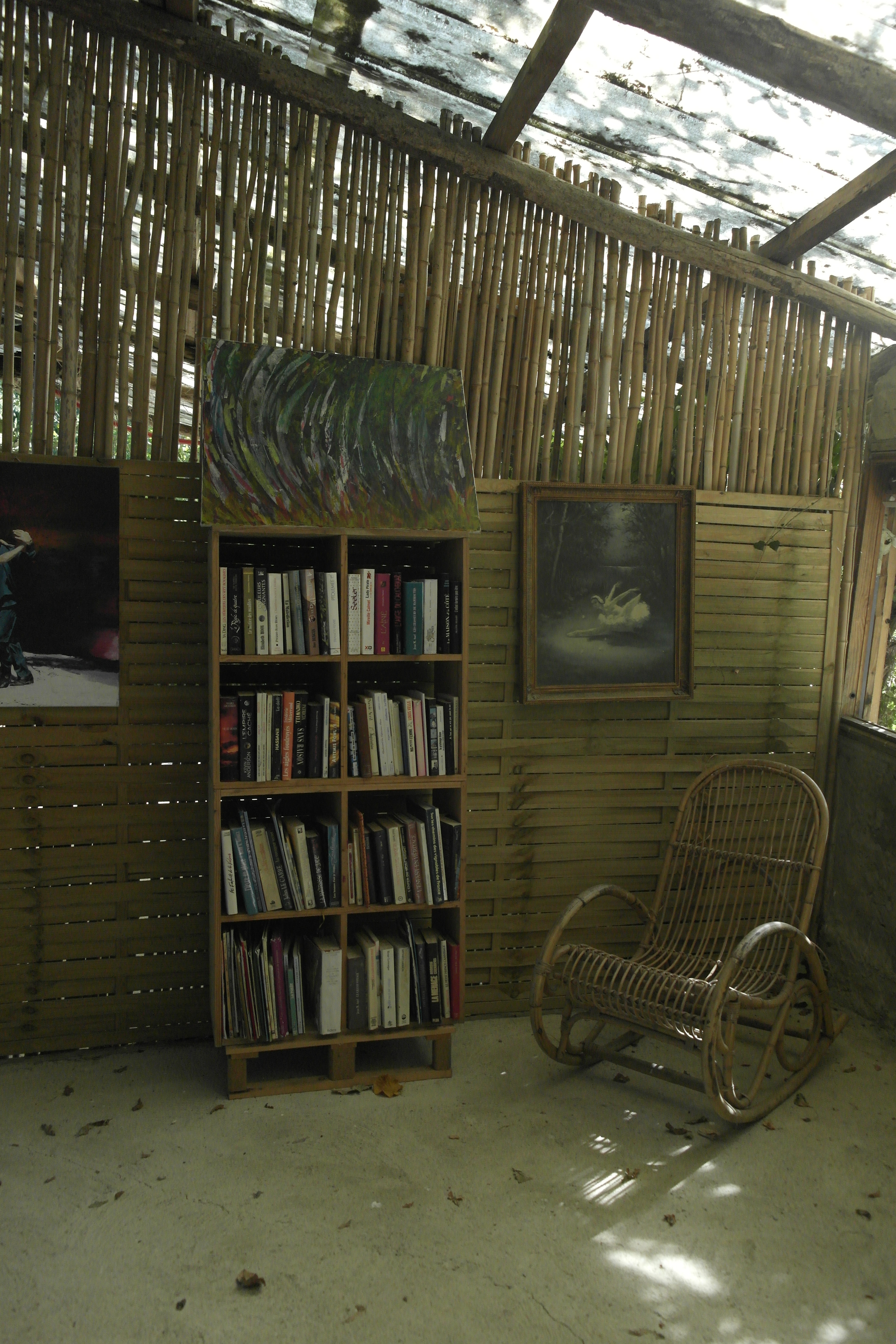 coin lecture avec rocking chair