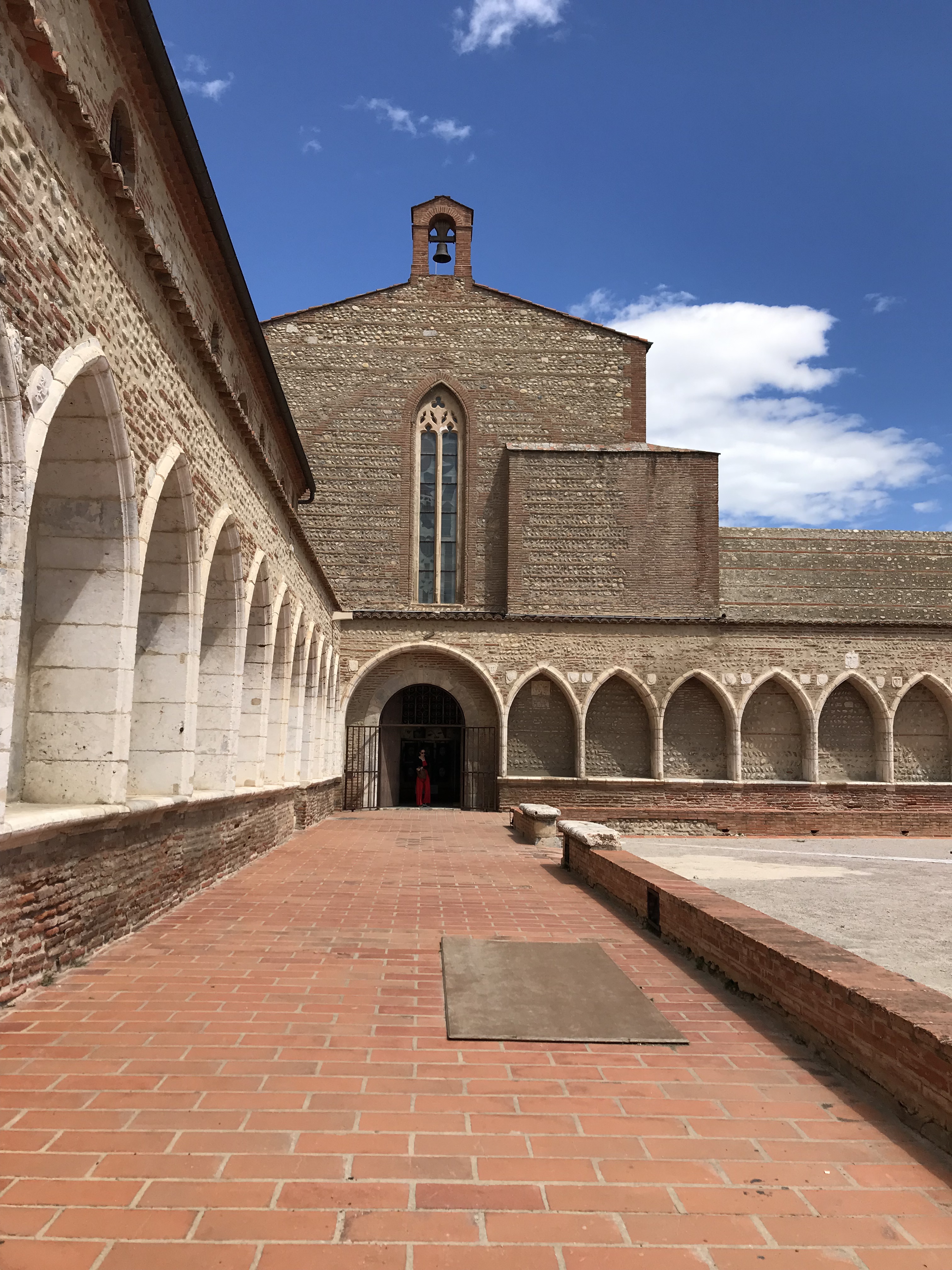 cloître et chapelle