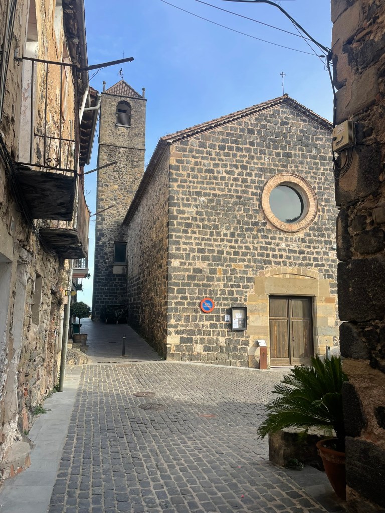 Église San Salvador, Castellfollit-de-la-Roca